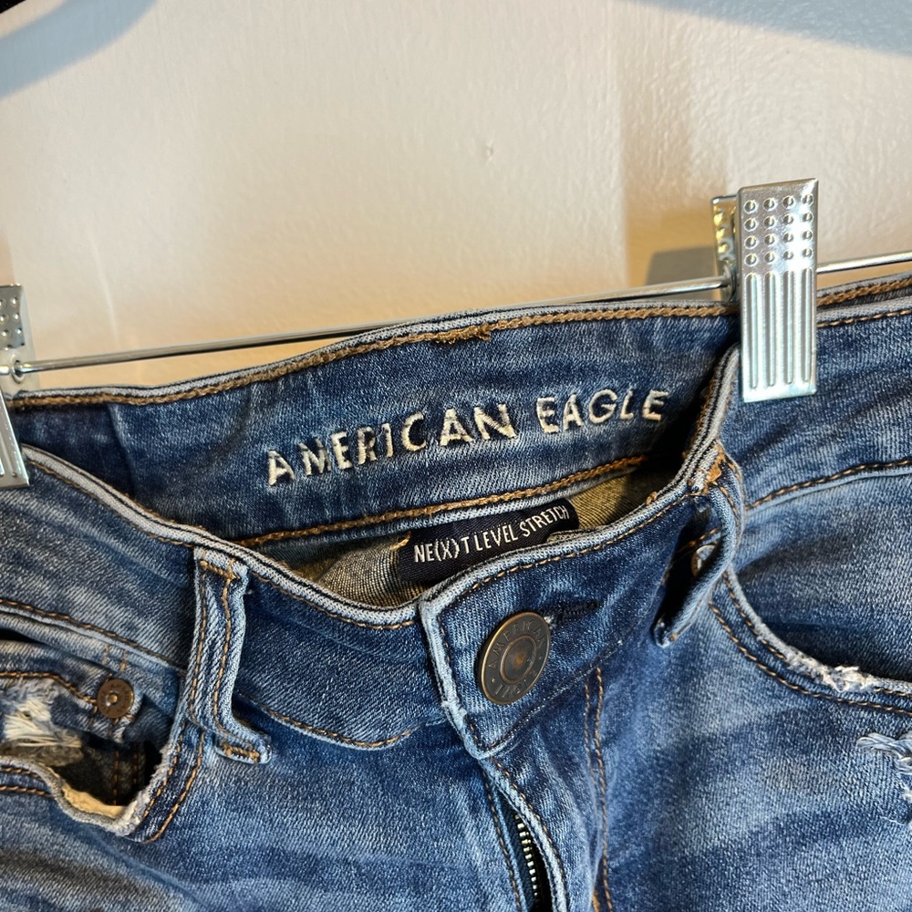 American Eagle Denim Shorts - Picture 3 of 4